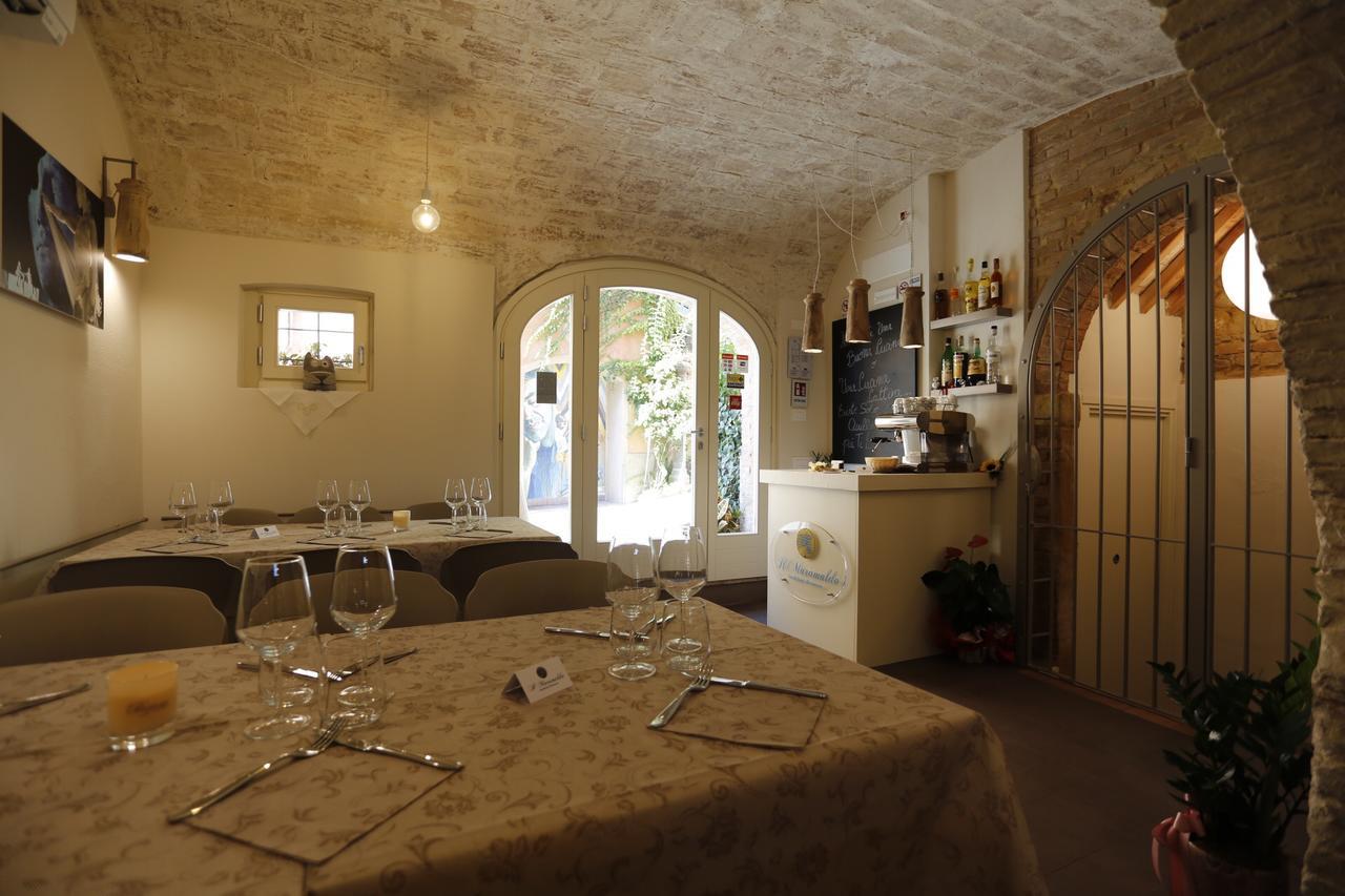Il Maramaldo Bed&Breakfast-Restaurant Lajatico Exterior photo